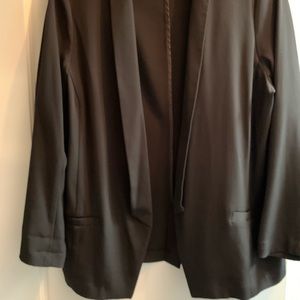 Black open front tuxedo style blazer H&M sz20